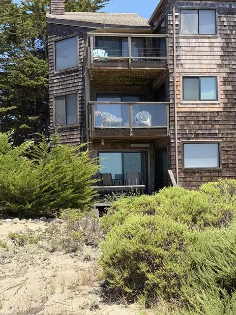 73 Pelican Pt, Watsonville, CA 95076