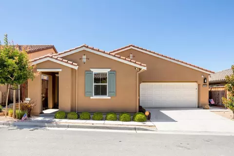 1151 Garcia Gln, Hollister, CA 95023