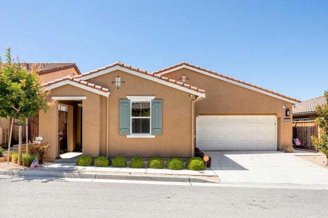 1151 Garcia Gln, Hollister, CA 95023