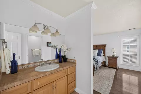 Bath - 935 Via Tornasol, Aptos, CA 95003 photo 3 of 5