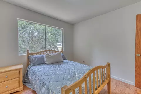 Bedroom - 17742 Berta Canyon Rd, Salinas, CA 93907 photo 8 of 8