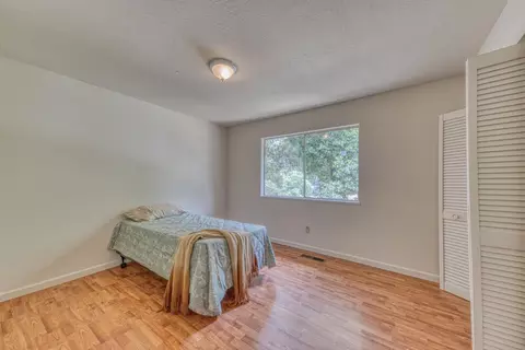 Bedroom - 17742 Berta Canyon Rd, Salinas, CA 93907 photo 5 of 8