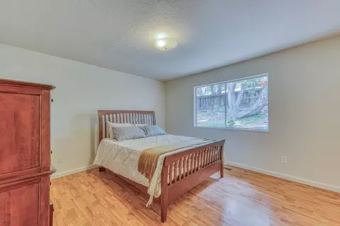 Bedroom - 17742 Berta Canyon Rd, Salinas, CA 93907 photo 1 of 8