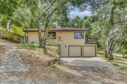 17742 Berta Canyon Rd, Salinas, CA 93907