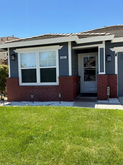 5307 Perrin Ct, Riverbank, CA 95367