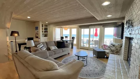 Living - 339 Beach Dr, Aptos, CA 95003 photo 1 of 5