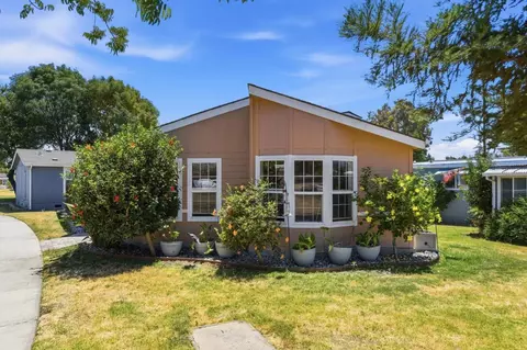 44 Eagle Green 44, Fremont, CA 94538