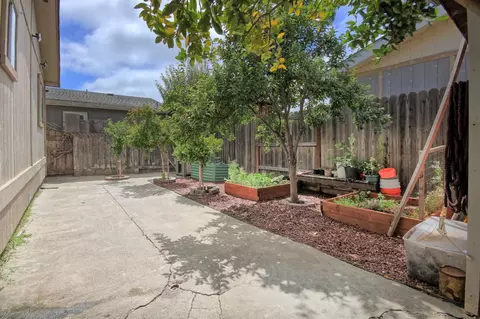 704 Garner Ave 30, Salinas, CA 93905 photo 12