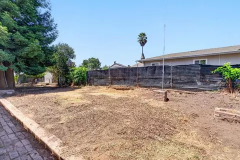Exterior - 82 Doering Ln, Watsonville, CA 95076 photo 16 of 25