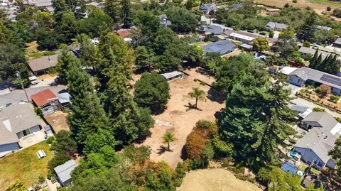 View/Area - 82 Doering Ln, Watsonville, CA 95076 photo 2 of 7