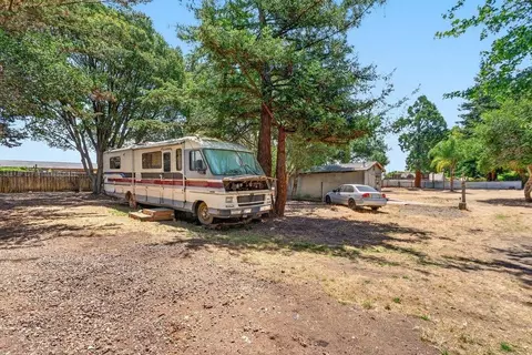 Exterior - 82 Doering Ln, Watsonville, CA 95076 photo 18 of 25