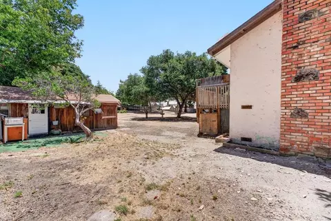 Exterior - 82 Doering Ln, Watsonville, CA 95076 photo 11 of 25