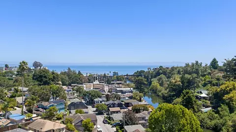 View/Area - 525 Riverview Dr, Capitola, CA 95010 photo 6 of 8