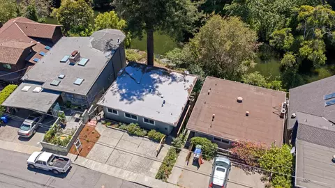 View/Area - 525 Riverview Dr, Capitola, CA 95010 photo 3 of 8