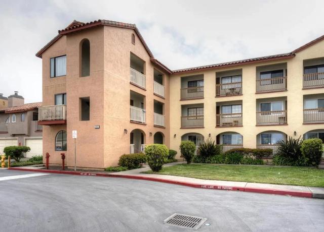 2355 Beach Blvd 101, Pacifica, CA 94044