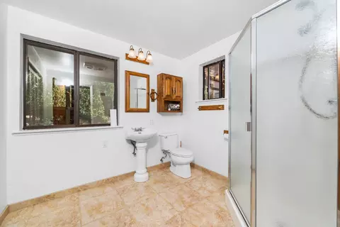 Bath - 301 Upper Rd, Boulder Creek, CA 95006 photo 6 of 6