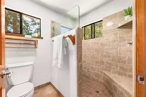 Bath - 301 Upper Rd, Boulder Creek, CA 95006 photo 2 of 6