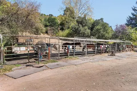 Exterior - 505 Alfadel Ln, Soquel, CA 95073 photo 16 of 26