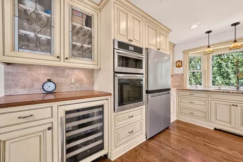 Kitchen - 505 Alfadel Ln, Soquel, CA 95073 photo 3 of 6