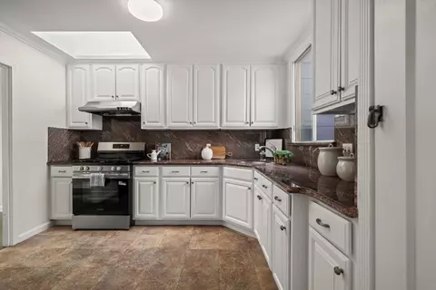 Kitchen - 2270 27th Ave, San Francisco, CA 94116 photo 1 of 1