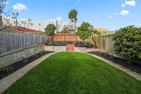 Exterior - 2270 27th Ave, San Francisco, CA 94116 photo 2 of 4