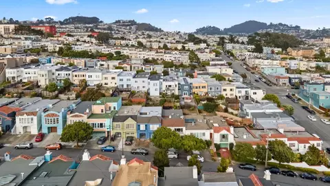 View/Area - 2270 27th Ave, San Francisco, CA 94116 photo 3 of 4