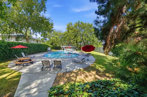 Exterior - 207 Watson Dr 3, Campbell, CA 95008 photo 5 of 11