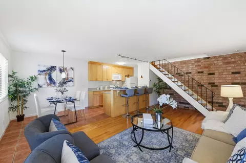 207 Watson Dr 3, Campbell, CA 95008
