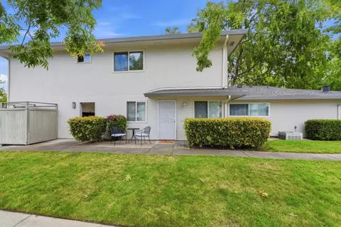 Exterior - 207 Watson Dr 3, Campbell, CA 95008 photo 10 of 11