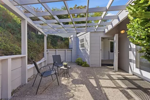 Exterior - 78 Chancellor Pl, Berkeley, CA 94705 photo 2 of 7