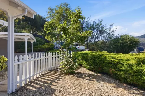 Exterior - 78 Chancellor Pl, Berkeley, CA 94705 photo 5 of 7