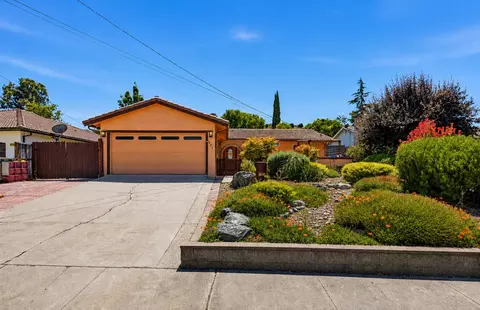 501 7th St, San Juan Bautista, CA 95045