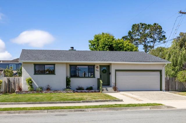 631 Junipero Ave, Pacific Grove, CA 93950