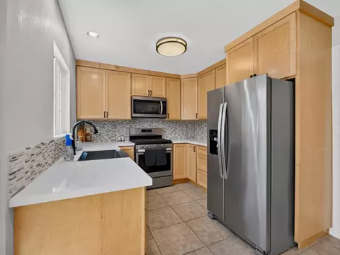 Kitchen - 262 Crestview Dr, Watsonville, CA 95076 photo 2 of 3