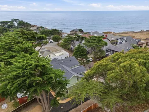View/Area - 61 Wylvale Ave, Moss Beach, CA 94038 photo 3 of 16