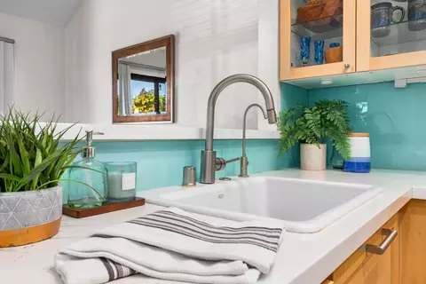 Kitchen - 6250 Cabot Ct, Aptos, CA 95003 photo 5 of 6