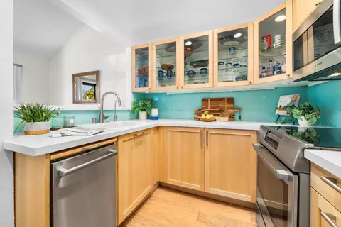 Kitchen - 6250 Cabot Ct, Aptos, CA 95003 photo 1 of 6