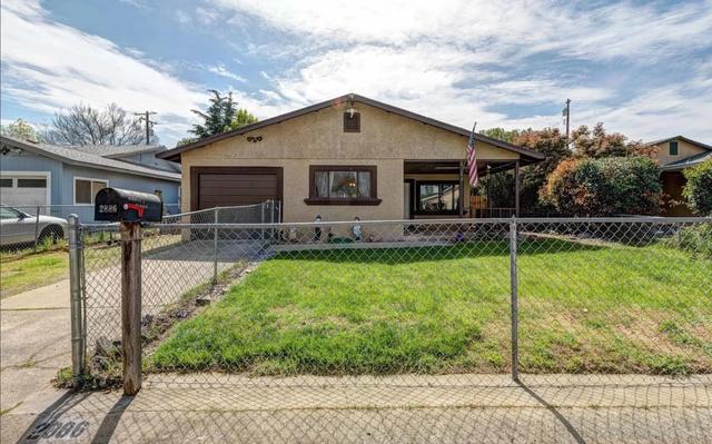 2886 Pinto Ln, Anderson, CA 96007