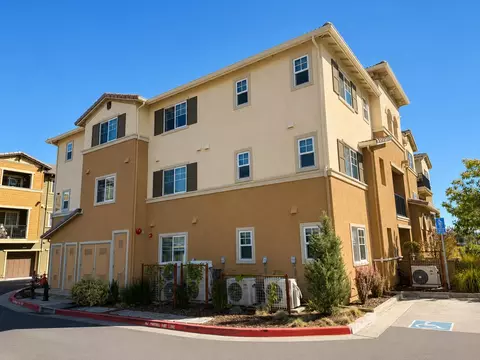 1408 Mauro Pietro Dr 202, Petaluma, CA 94954