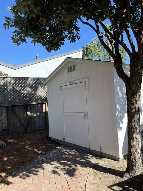 Undisclosed, Capitola, CA 95010 photo 30