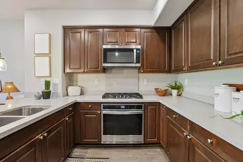 Kitchen - 722 Garden St, Milpitas, CA 95035 photo 3 of 4
