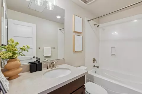 Bath - 722 Garden St, Milpitas, CA 95035 photo 1 of 4