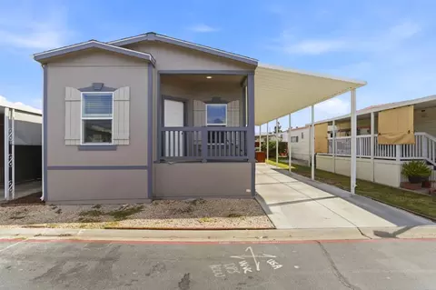 555 Umbarger Rd 96, San Jose, CA 95111