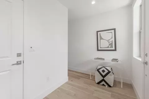 Entry Way - 2775 Oak Rd, Walnut Creek, CA 94597 photo 1 of 2