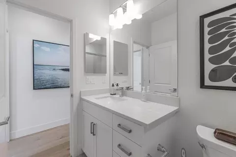 Bath - 2775 Oak Rd, Walnut Creek, CA 94597 photo 1 of 5
