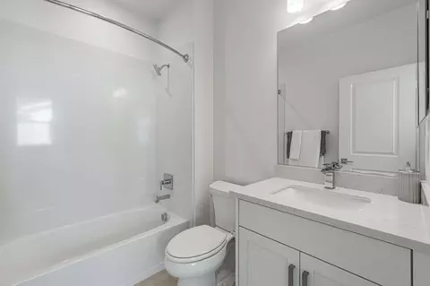 Bath - 2775 Oak Rd, Walnut Creek, CA 94597 photo 3 of 5