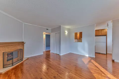 500 Glenwood Cir 435, Monterey, CA 93940