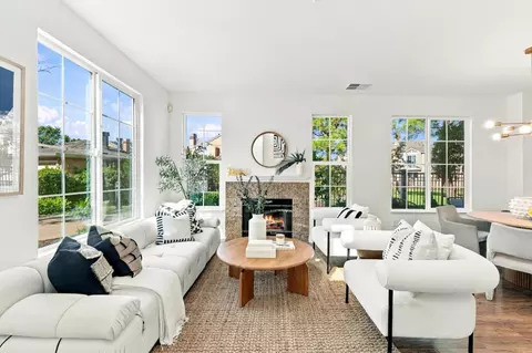 153 Positano Cir, Redwood City, CA 94065