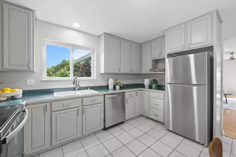 Kitchen - 423 Montecito Ave, El Granada, CA 94018 photo 2 of 2