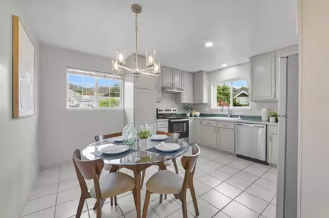Dining - 423 Montecito Ave, El Granada, CA 94018 photo 1 of 7